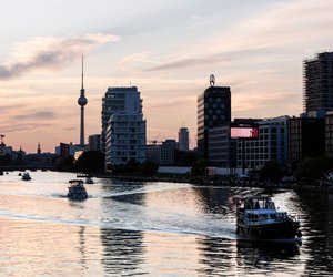 Mit Vanillebohne: Dieser Bergamotte-Duft von Rossmann erinnert an einen Morgen in Berlin