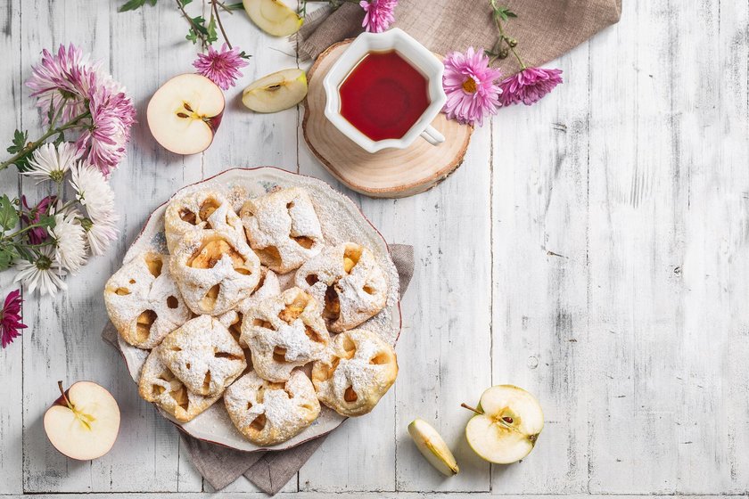 Homemade Sweet Puff Pastry Envelope Shape Buns Filled with Apple Jam Served with Tea