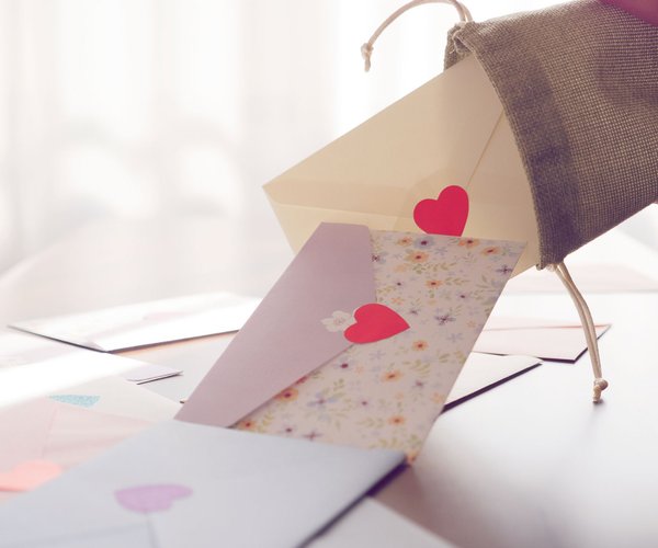 Messinghochzeit Die schönsten Geschenke & Sprüche zum 45. Jubiläum
