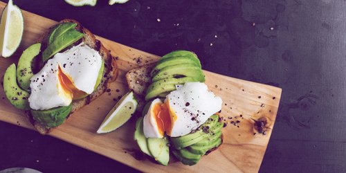 Ohne Junkfood: Die 26 besten Lebensmittel für gesundes Zunehmen