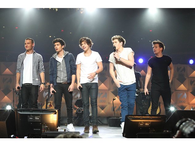 One Direction auf der Bühne One Direction auf der Bühne