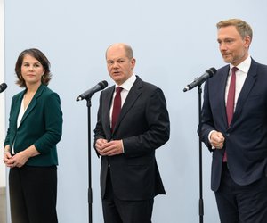 Ende aller Corona-Maßnahmen: Regierung nennt erstmals Datum!