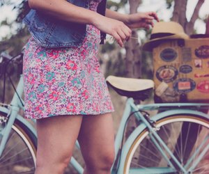 Fahrradfahren mit Rock & Kleid: Mit diesen Tricks ganz einfach!
