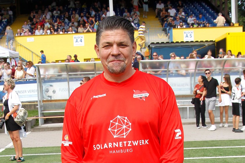 Tim Maelzer beim Benefiz Fussballspiel Kicken mit Herz zugunsten der Kinder Herzstation der Universitaetsklinik Eppendorf am 8.09.2024 in Hamburg Kicken mit Herz 2024 Benefiz Event in Hamburg *** Tim Maelzer at the charity football match Kicken mit Herz in aid of the childrens cardiac ward at the Eppendorf University Hospital on 8 September 2024 in Hamburg Kicken mit Herz 2024 charity event in Hamburg PUBLICATIONxINxGERxSUIxAUTxONLY