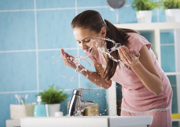Periorale Dermatitis hat sichtbare Folgen im Gesicht Periorale Dermatitis hat sichtbare Folgen im Gesicht