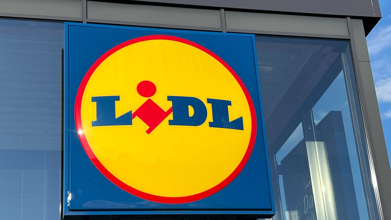 Bei Lidl findest du verschiedene Möbel für dein Schlafzimmer.