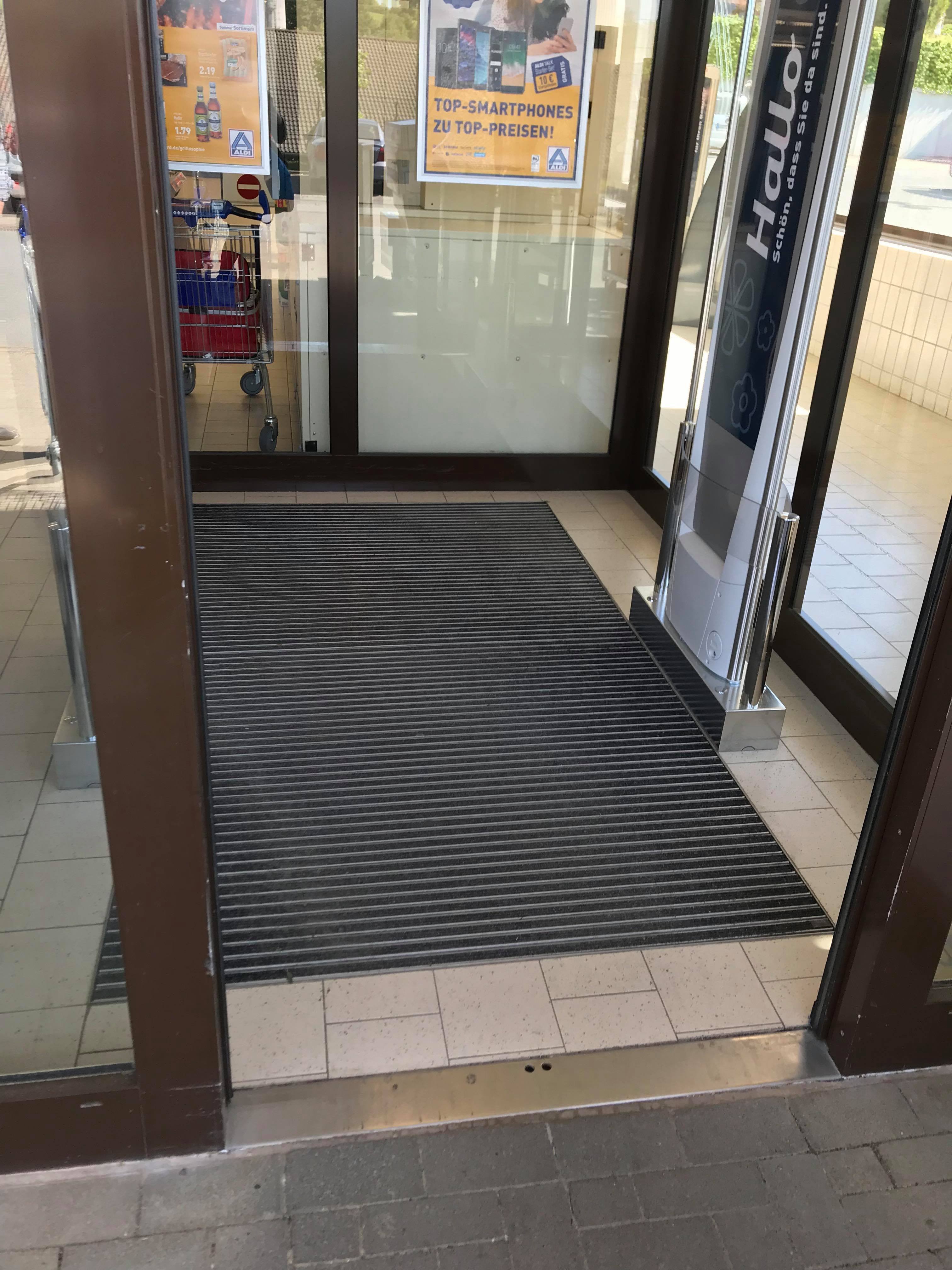 Diese Geheim Funktion Hat Der Teppich Im Supermarkt Desired De