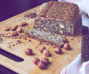 Rezept: So backst du Brot ohne Mehl und Hefe