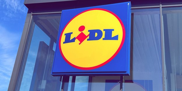 Unverzichtbar fürs Festival: Der elegante Edelstahl-Becher von Lidl!