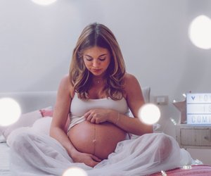 Der Bauchnabel in der Schwangerschaft: So verändert er sich