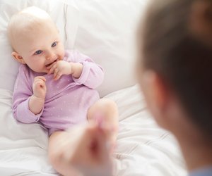 Studie: Diese Stimme hören Babys wirklich am liebsten
