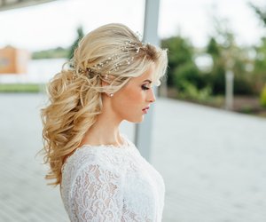 Brautfrisuren: Halboffen und für jede Haarlänge geeignet
