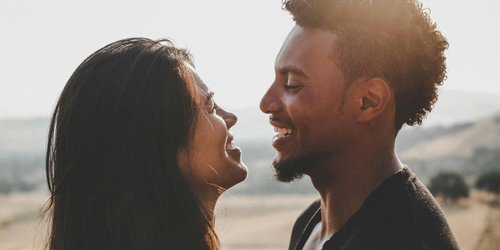 Wo lernt man Männer kennen – ohne Dating-App? 8 Ideen