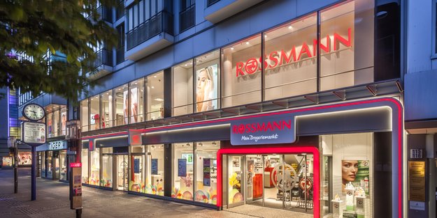 Der Geheimtipp gegen Hitze: Der 4 Euro Fächer von Rossmann ist unschlagbar