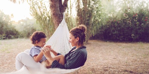 Positive Parenting: Wie dir das Triple P Konzept hilft, gelassener zu werden