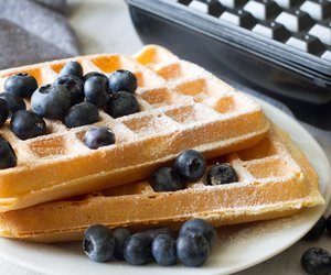 Schluss mit klebrigem Waffeleisen - Diese Hausmittel helfen garantiert