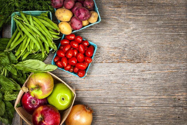 Gesund ernähren_iStock_Elenathewise Gesund ernähren_iStock_Elenathewise