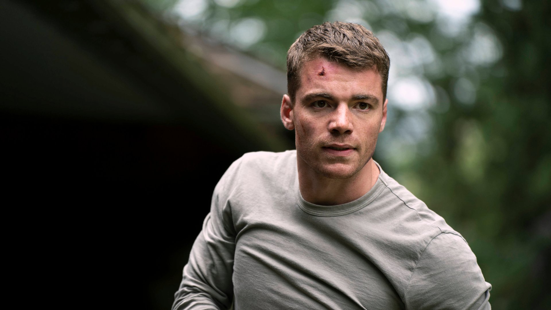 Gabriel Basso Hat der „Night Agent“Star eine Freundin?