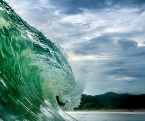 Traumbedeutung Tsunami: Das bedeutet die Naturgewalt im Traum