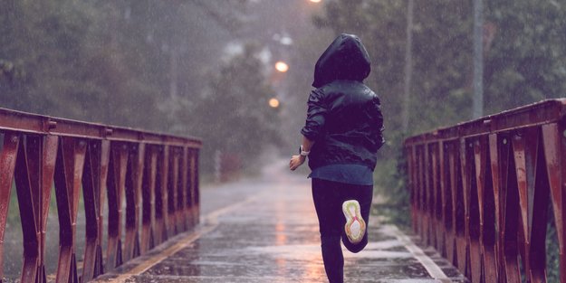 Joggen bei Regen: Was sollte ich beachten?