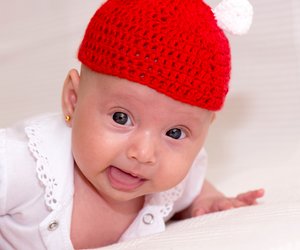 Sollten Ohrlöcher für Babys verboten werden?