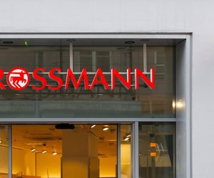 Bei Rossmann entdeckt: Die wunderschöne Stepptasche zum kleinen Preis