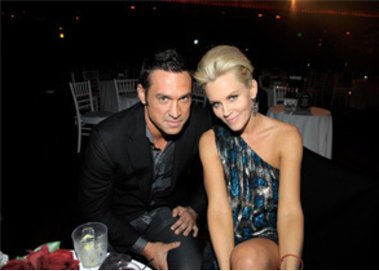 Jenny McCarthy ist wieder Single Jenny McCarthy ist wieder Single