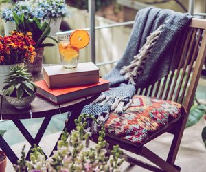 10 Ikea-Pieces, mit denen dein Balkon oder deine Terrasse sofort gemütlicher wird