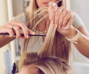 Haare toupieren: Mit dieser Schritt-für-Schritt-Anleitung machst du es richtig
