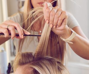 Haare toupieren: Mit dieser Schritt-für-Schritt-Anleitung machst du es richtig