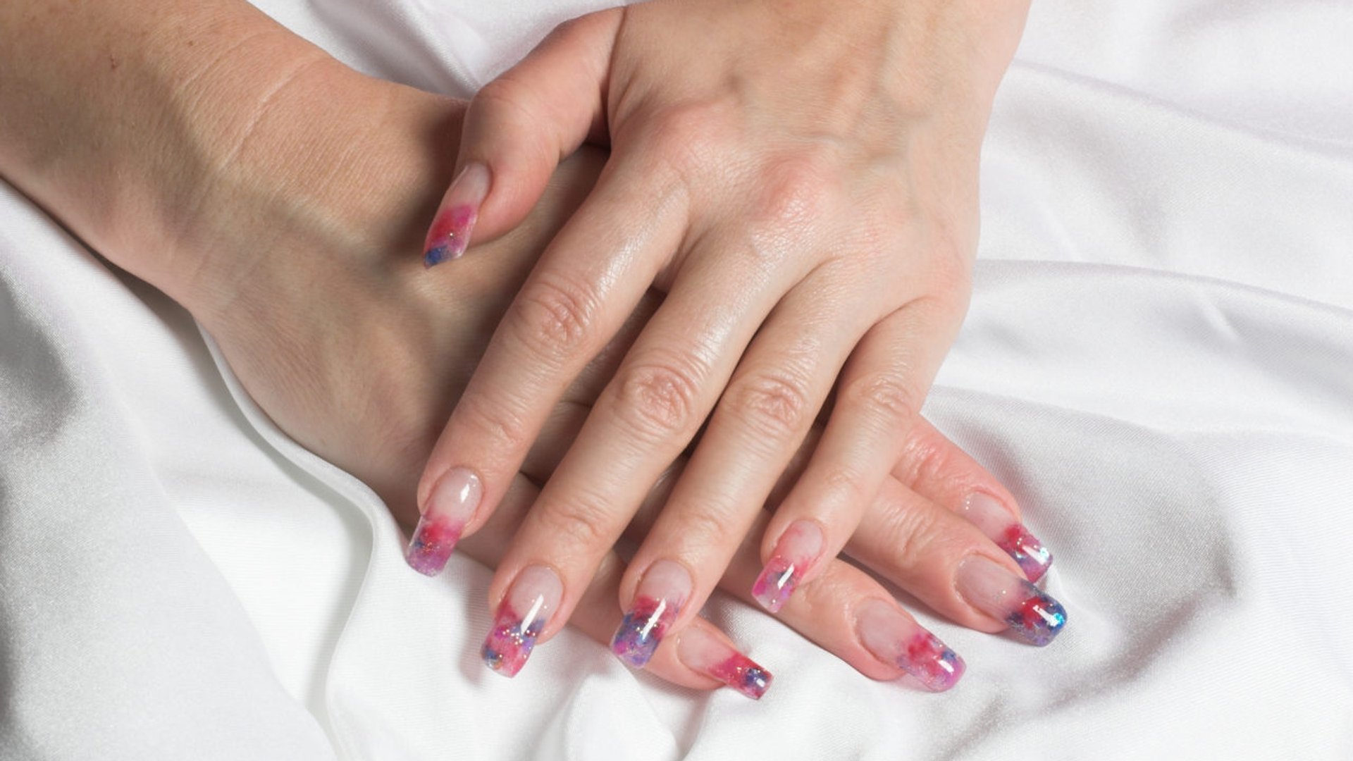 bunt transparent glanzend jetzt lieben wir jelly nails desired de
