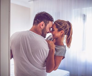 Trotz Lockdown: Dieser Trick bringt neuen Schwung in deine Beziehung