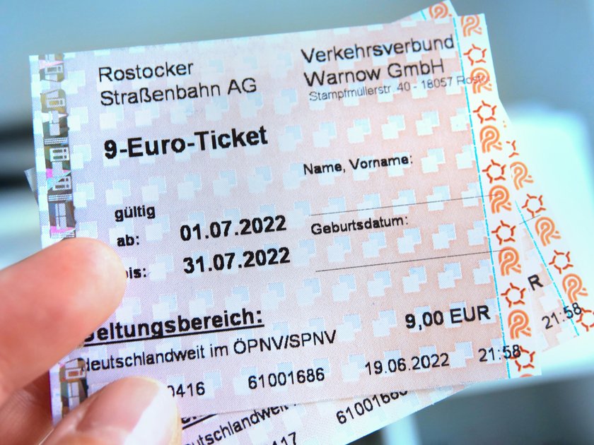 9 Euro Ticket & Tankrabatt laufen aus