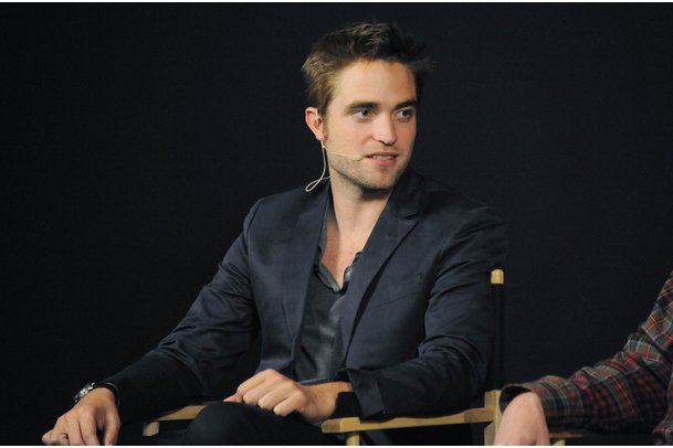 Robert Pattinson hat aufmerksame Fans. Robert Pattinson hat aufmerksame Fans.