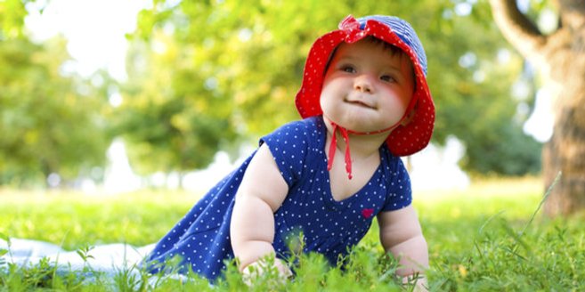 Baby mit viel Babyspeck Baby mit viel Babyspeck