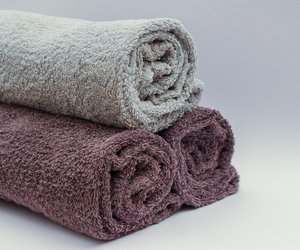 Handtücher und Putzlappen zusammen waschen: Darauf musst du achten