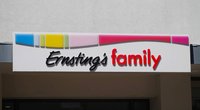 Gemütliche Atmosphäre: Dieser Glas-Kerzenhalter von Ernsting's family sorgt für Stimmung