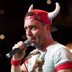 Lorenz Büffel: Gibt es eine Freundin im Leben des Sängers?