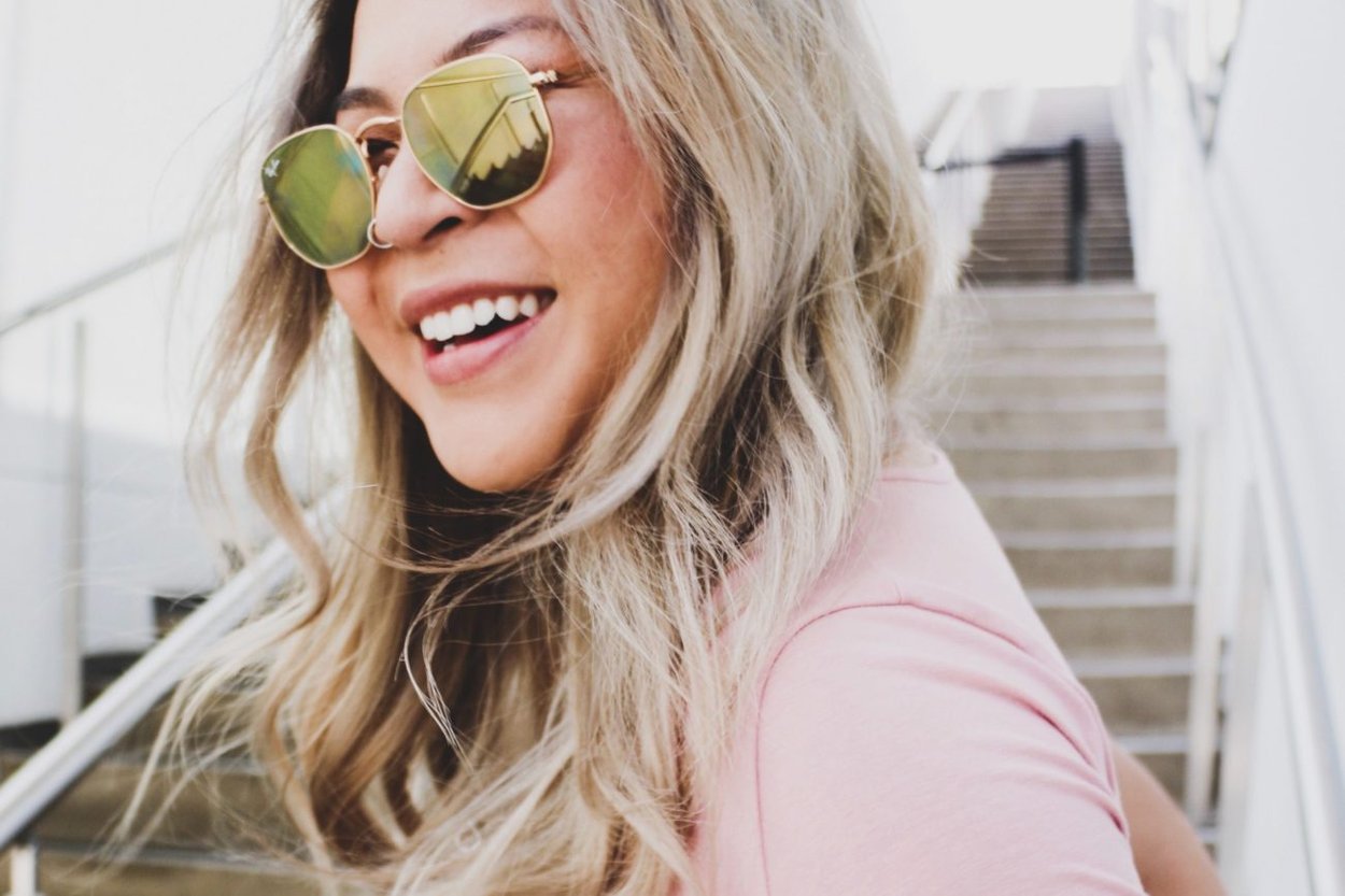 Frau blonde Haare Frau blonde Haare