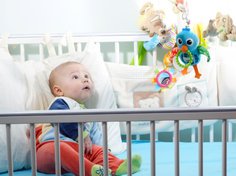 Die beruhigende Wirkung macht Mobiles zu idealer Babyzimmerausstattung. Die beruhigende Wirkung macht Mobiles zu idealer Babyzimmerausstattung.