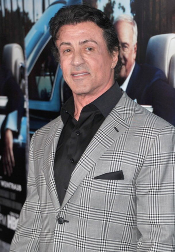 Sylvester Stallone tieftraurig: die Todesursache seines Sohnes ist noch nicht geklärt Sylvester Stallone tieftraurig: die Todesursache seines Sohnes ist noch nicht geklärt