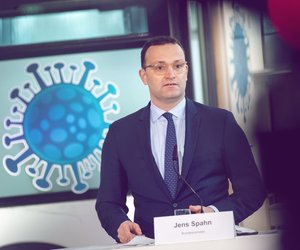 Impfstart schon zu Weihnachten? So schnell soll die Zulassung jetzt kommen