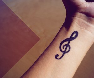 Musik-Tattoos: Das sind die schönsten Motive, die du als Vorlagen verwenden kannst!
