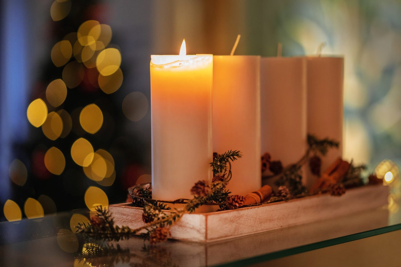 klassisches Adventsgesteck selber machen klassisches Adventsgesteck selber machen