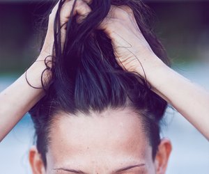 Haare ausfetten lassen: Mit dieser Anleitung klappt das Entfetten