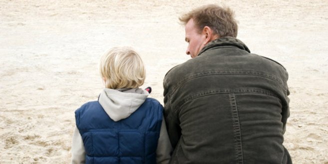 Sorgerecht beantragen: Vater und Sohn. Sorgerecht beantragen: Vater und Sohn.