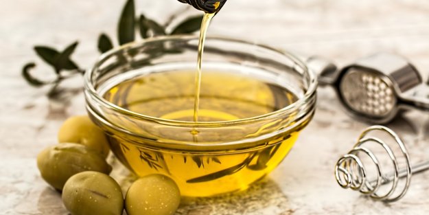 Olivenöl für die Haare: So pflegst Du sie