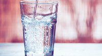 Stiftung Warentest: Medium-Mineralwasser vom Discounter ist Testsieger
