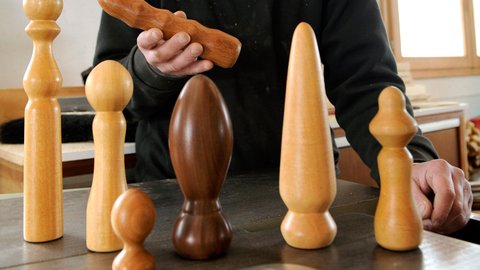 Edel, glatt und biologisch abbaubar: Holzdildos