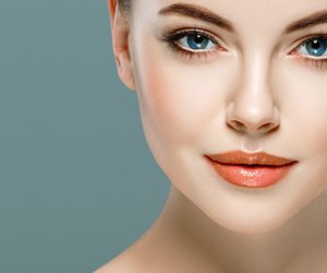 Nase schmaler schminken: Make-up-Anleitung